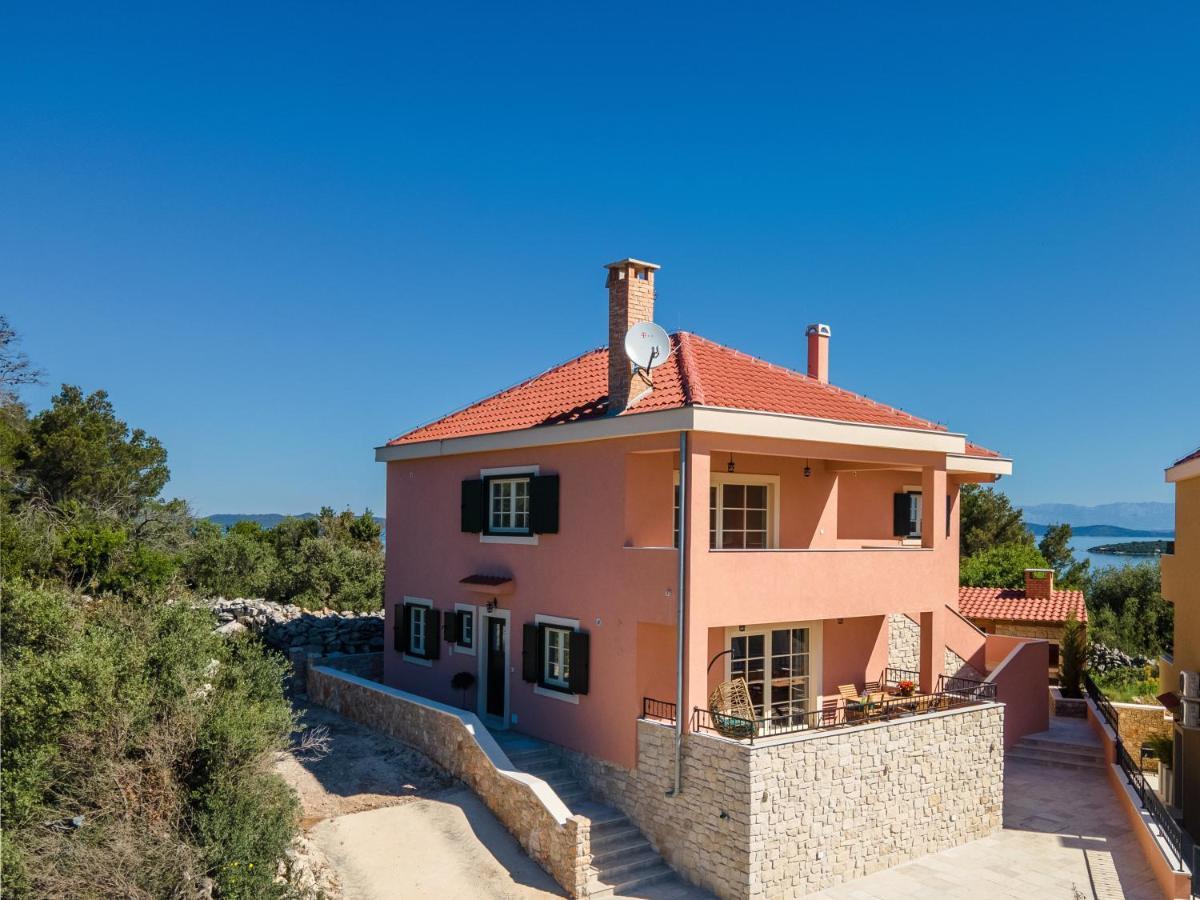 Lovro Luxury Apartment With Jacuzzi And Terrace Sea View Sali Buitenkant foto